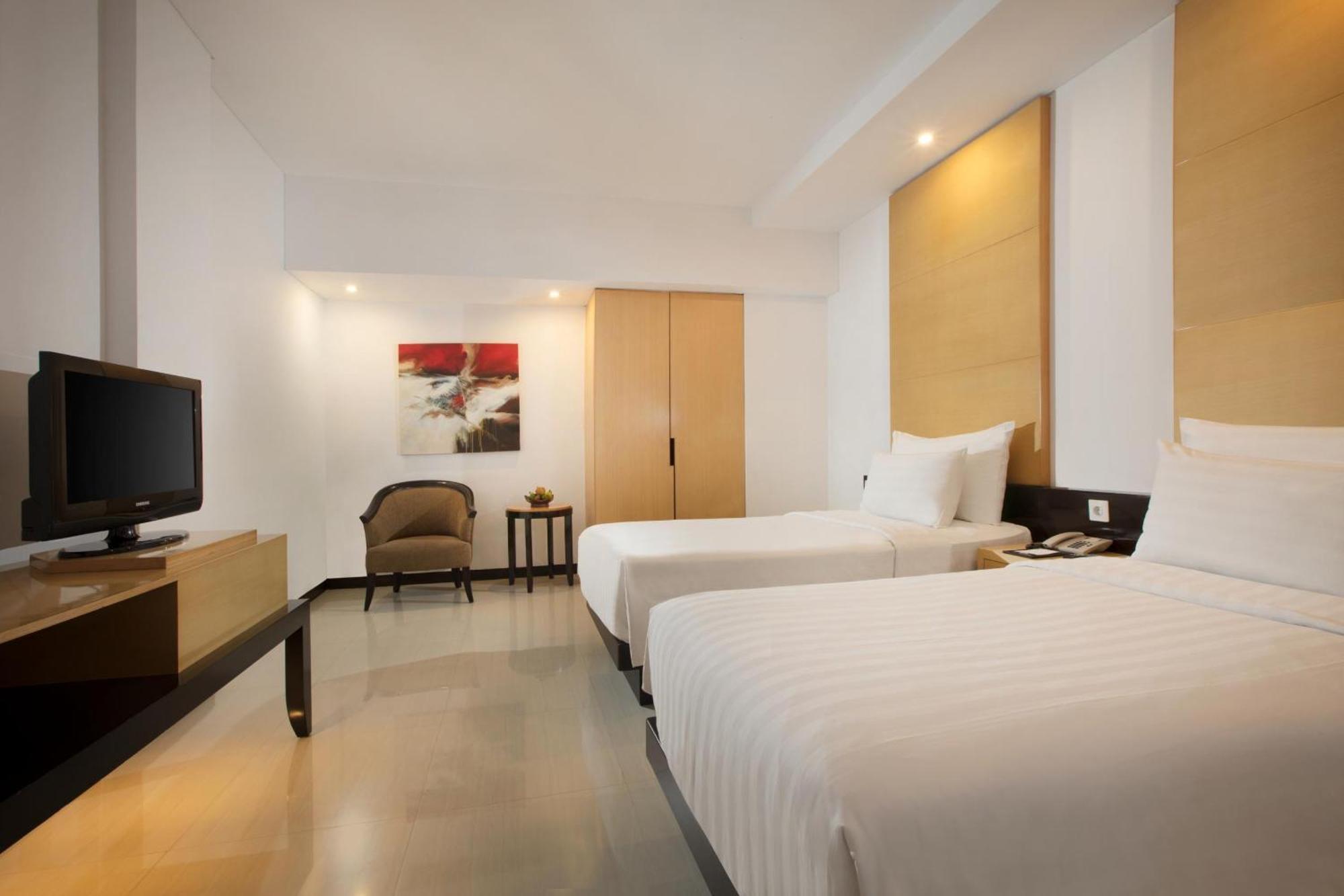 Hotel Santika Premiere Malang Zimmer foto